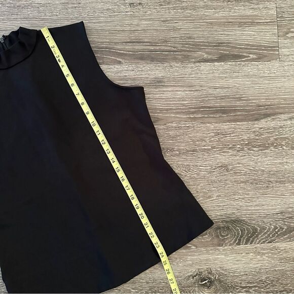 G.I.L.I Got It Love It Sleeveless Mockneck top - Picture 3 of 6